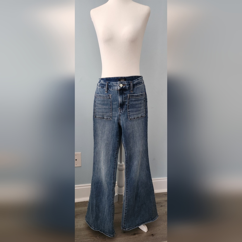 Express Women's Mid-rise Flare Jeans